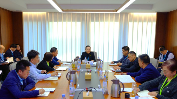 “強(qiáng)經(jīng)營(yíng)·拓市場(chǎng)·增效能” 甘肅文旅集團(tuán)召開2026年生產(chǎn)經(jīng)營(yíng)謀劃專題會(huì)